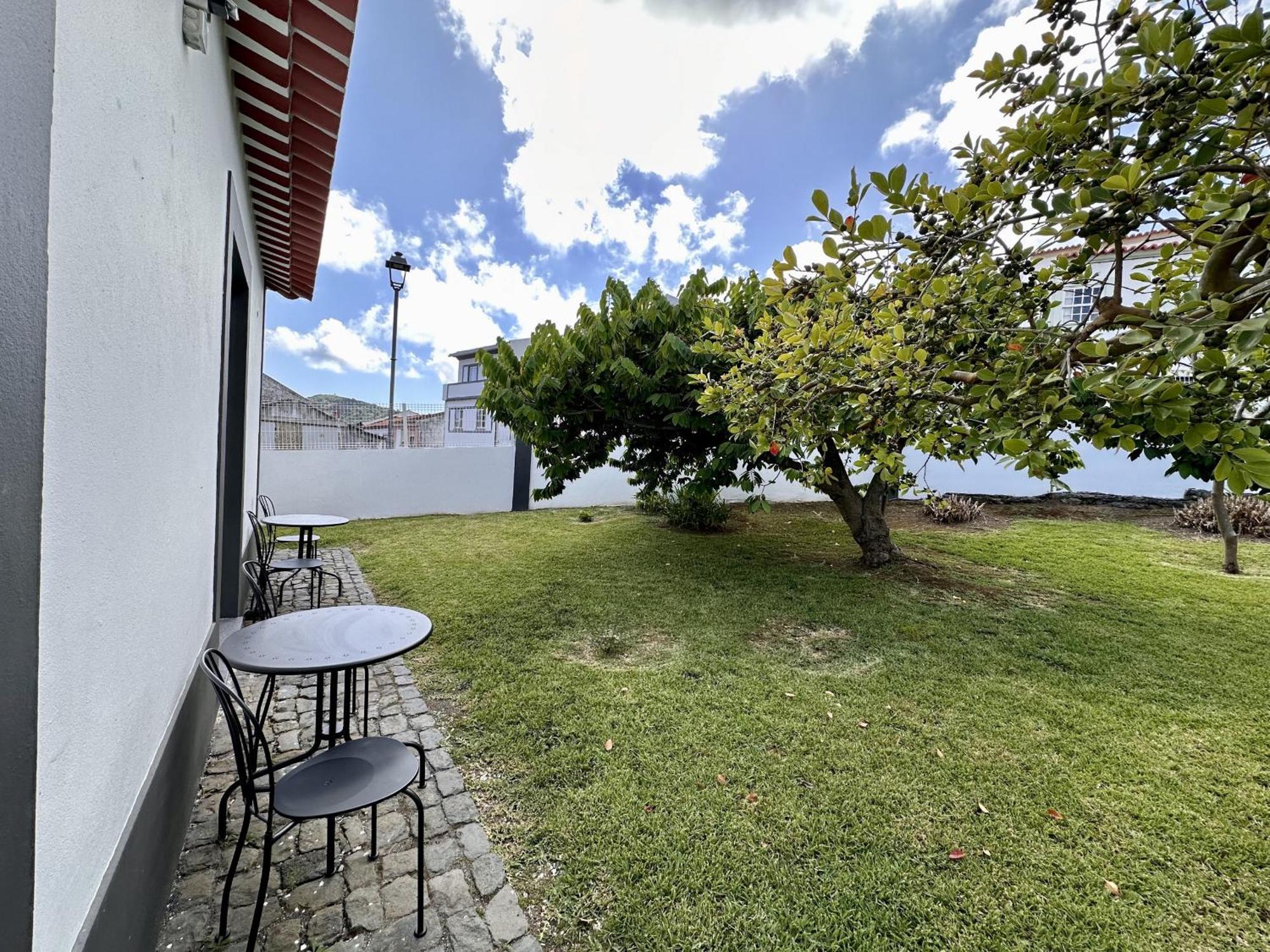 Angra Charming Suites By Seewest Angra do Heroísmo Exterior foto